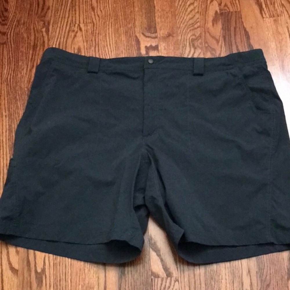 L.L.Bean Sunsmart UPF50 Gray Shorts Mens XXL 2XL Black